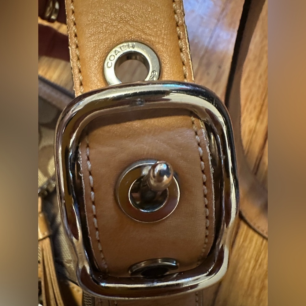 COACH 9349 Signature Crossbody Bag Brown Women - Picture 8 of 16